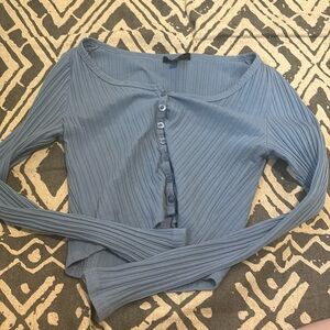 Blue cropped button up long sleeve